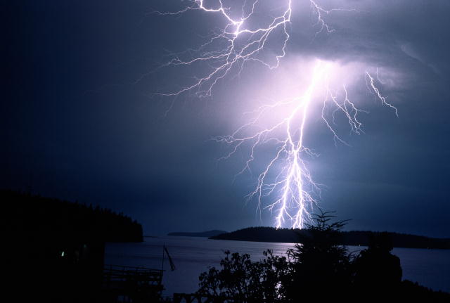  thunder